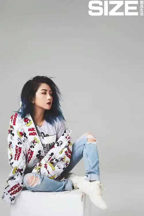 何洁| 生活要"犟"着过才精彩