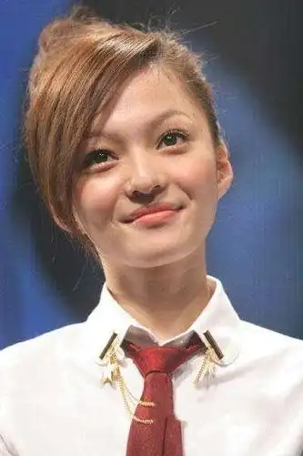 张韶涵:15岁打工,出道后惨遭亲人"背叛",如今过的怎样了?