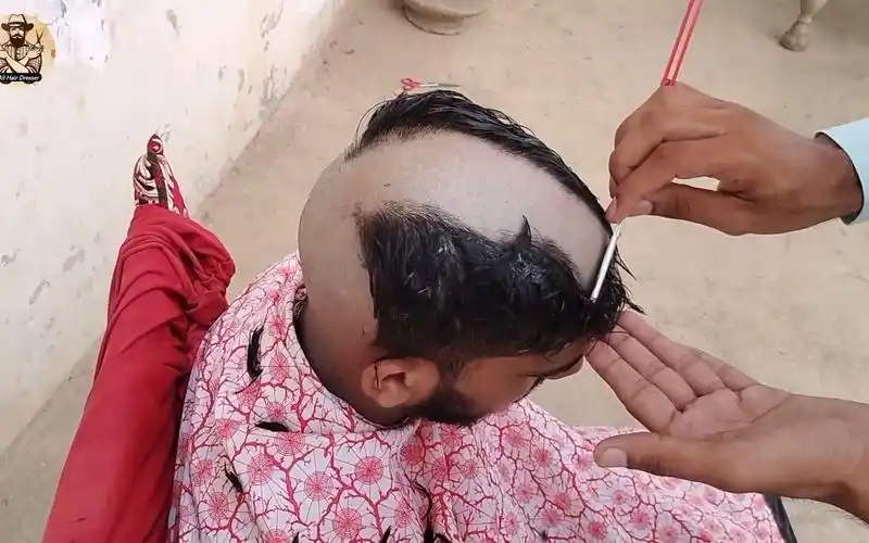 超治愈!印度直剃刀剃光头