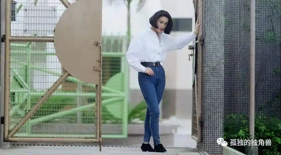 90年代香港女星时尚魅力美绝亚洲,连韩星都是粉丝!_外套_造型_恤衫