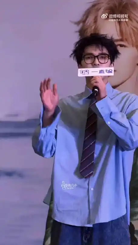 zzt 今天好像学长～ theo-朱正廷 67妹妹: l林瑾 lyy