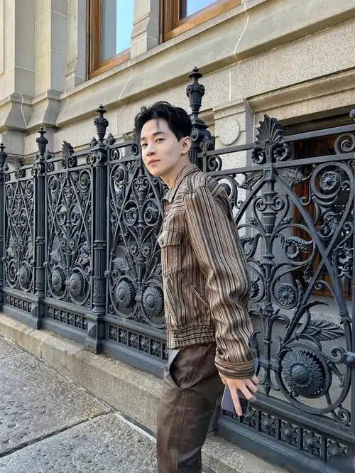 刘宪华:才华横溢,从韩国练习生到《好声音》导师