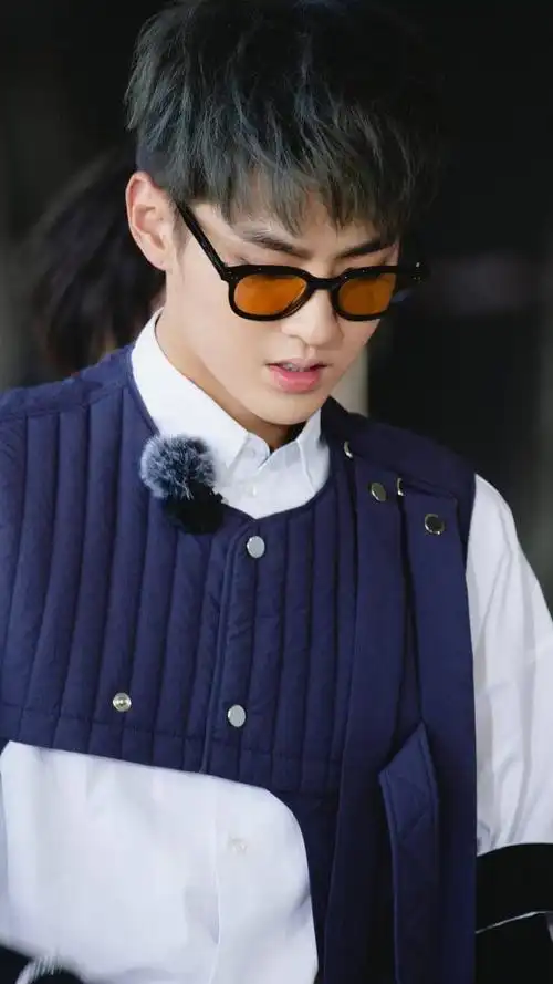 歌手吴亦凡,《中国新说唱》中重情重义,来看他的帅照