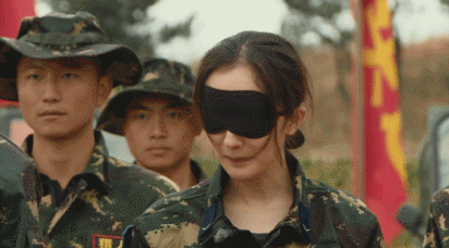 真正男子汉gif军装gif帅气gif杨幂gif