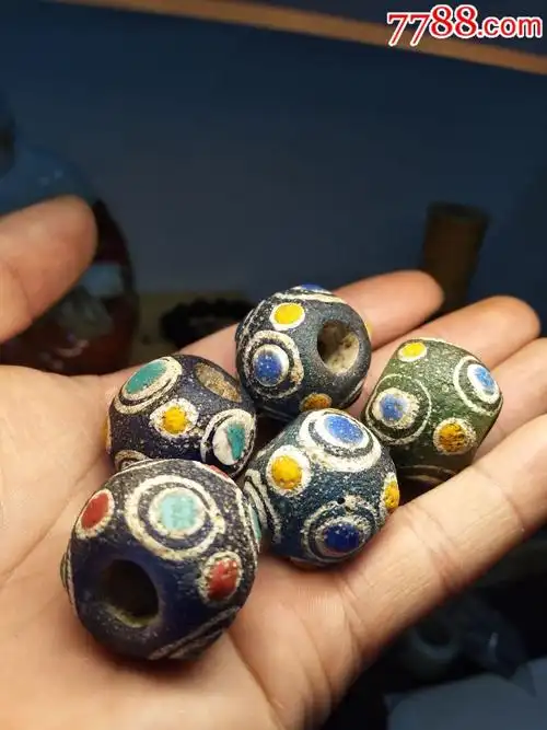 战国琉璃蜻蜓眼5颗处理_琉璃珠/球_第2张