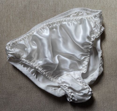 清仓处理品牌真丝女内裤桑蚕丝真丝三角裤印花