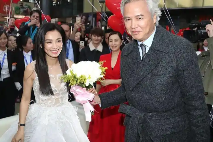 张庭,林瑞阳夫妇 (资料图片:视觉中国)