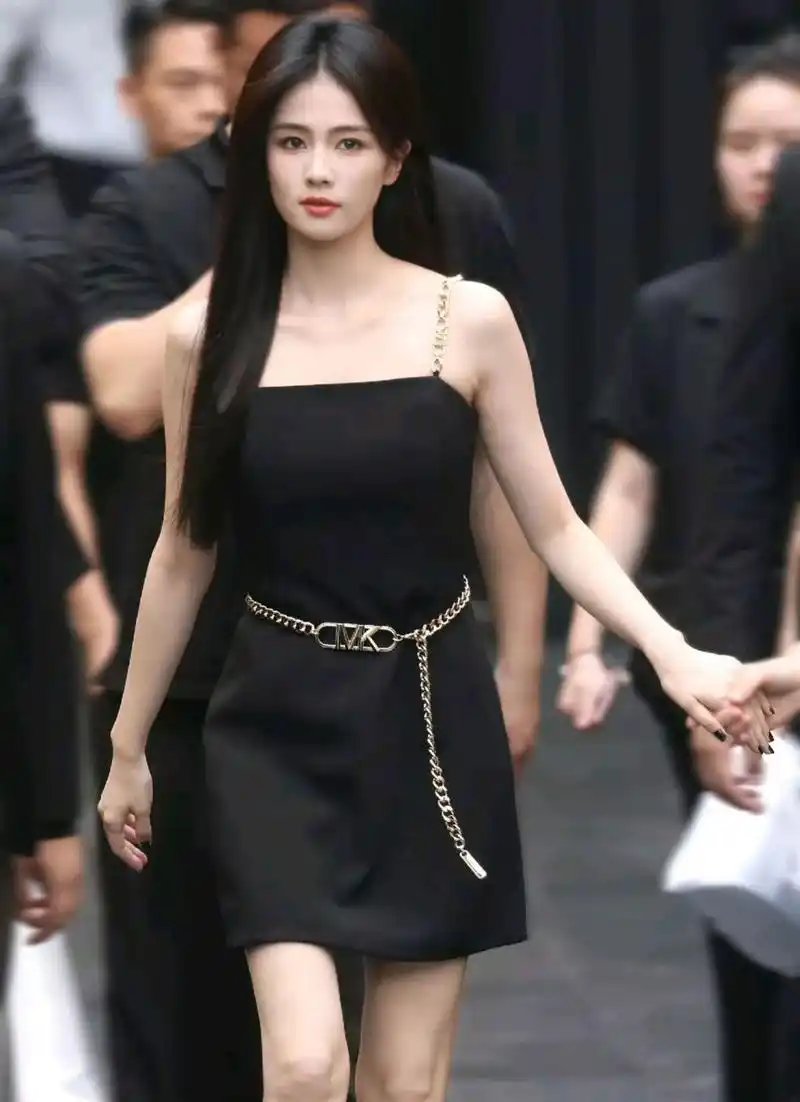 白鹿照片引发网友热议!