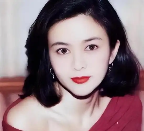 关之琳:背了多年"高尔夫球"的黑锅,刘銮雄一句话为其洗白