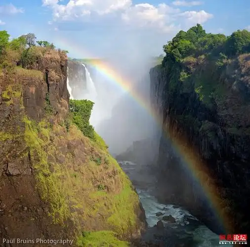 瀑布彩虹(图) - 宇斯 - 宇斯的博客