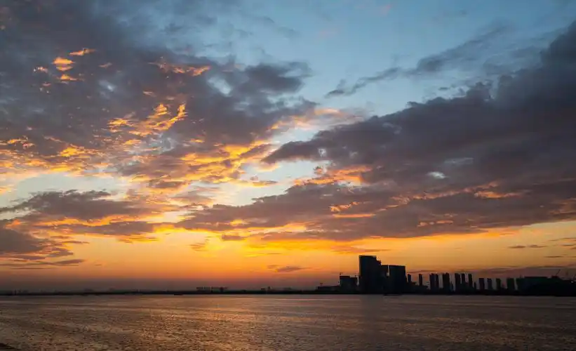 天空,夕阳,自然景象,自然风光傍晚时分天空的图片 天空,夕阳,自然景象