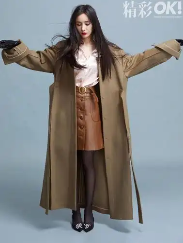 杨幂大片太走心,时尚造型可盐可甜,教科书式穿搭快快get