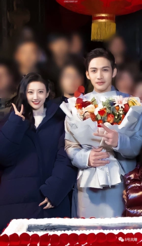 年度bg之光全网都在盼着景甜张彬彬结婚