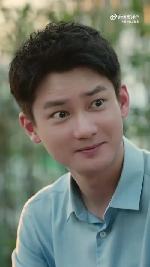 熊梓淇白色城堡 把泪点和笑点完美结合的非非"颜艺"大放送!