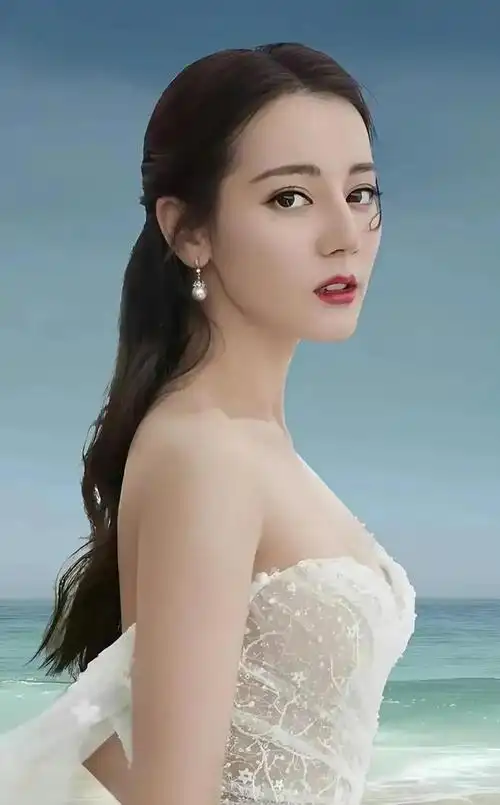 热巴的20幅美照帧帧照片皆是珍藏版