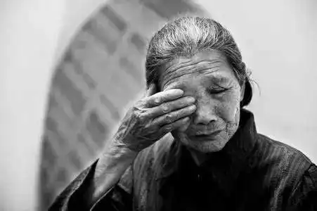 儿子感动妈妈的说说