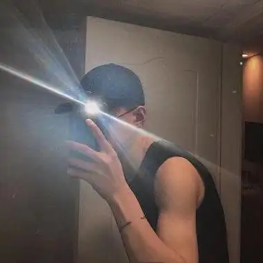 帅气成熟魅力男生头像