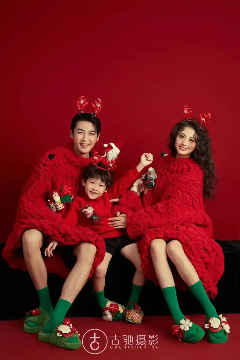 让爱重现/三人全家福原价999活动只需 - 抖音