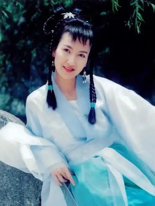 小青原名叫什么新白娘子传奇里亲自给出了答案诗情又画意