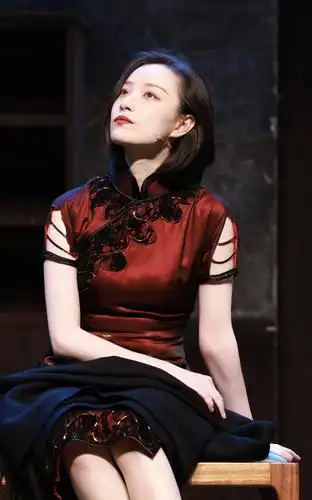 倪妮《幺幺洞捌》话剧2021全国巡演开启