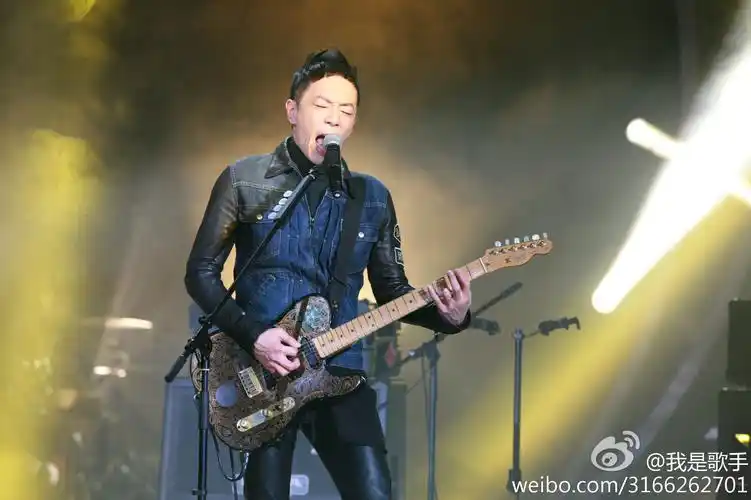 黄贯中摇滚演出现场大图-1589 - 摇滚壁纸网