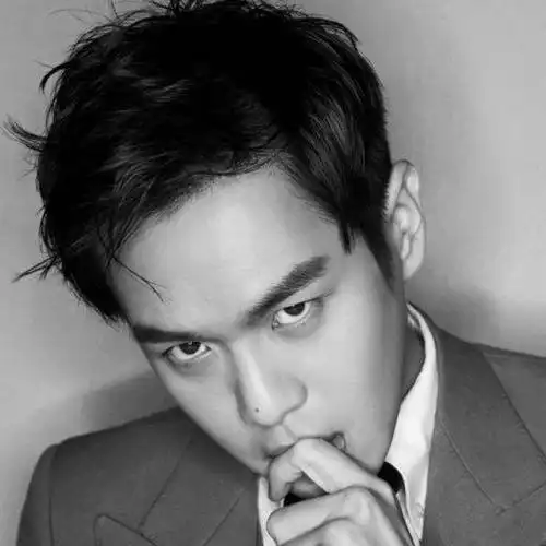 张若昀头像昀朵们快换上吧