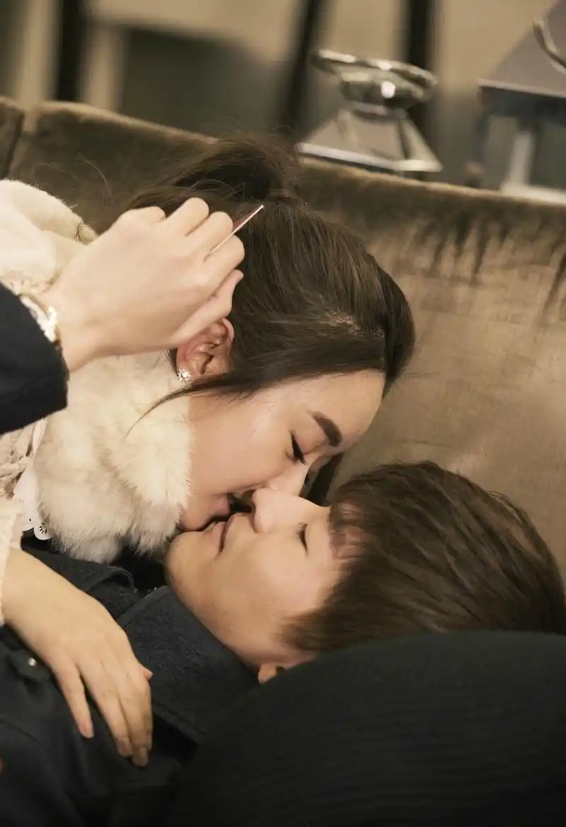 赵丽颖吻戏大合集,画面真的好美!