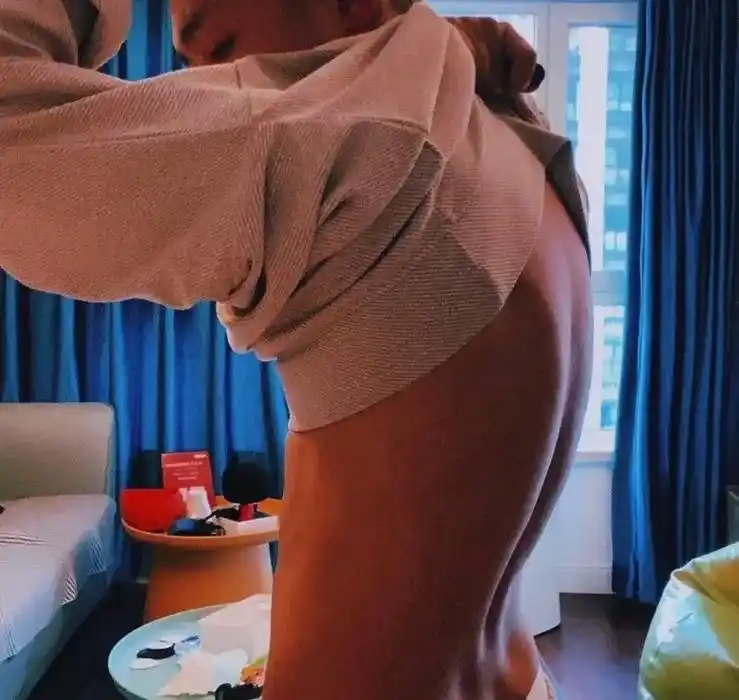 腹肌 #这谁顶得住 - 抖音