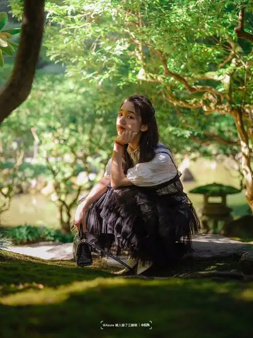 人像夏日绿荫光影