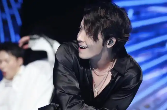 林允儿李东海是什么关系他们真的是恋人吗