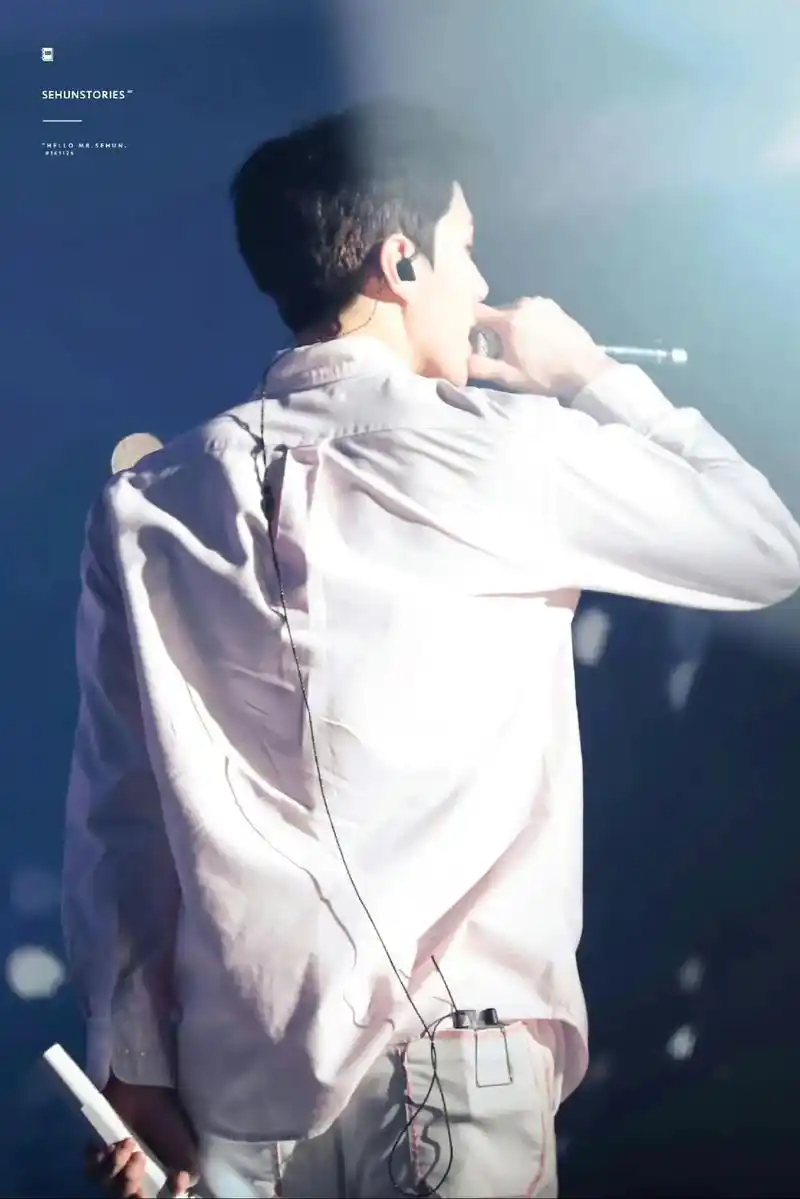 吴世勋绝美壁纸.#吴世勋 - 抖音