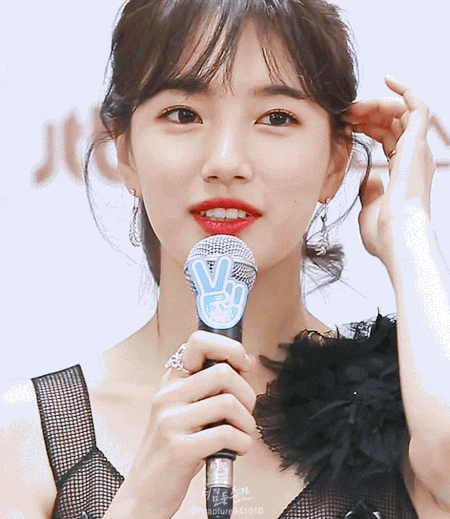 秀智温柔可人韩星清纯出席活动gif动图_动态图_表情包下载_soogif