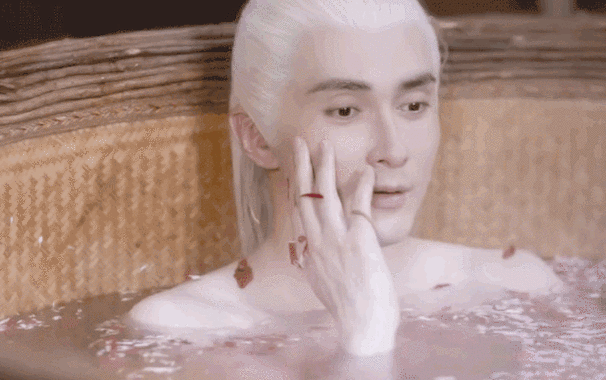 高伟光宅在家也学做饭东华帝君太接地气了