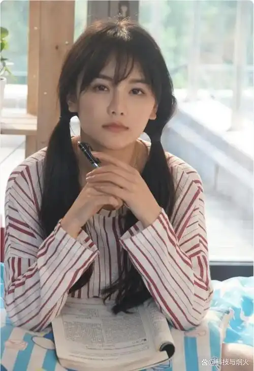 初代网红南笙结婚,网友:是多少人的青春啊,还是那么好看