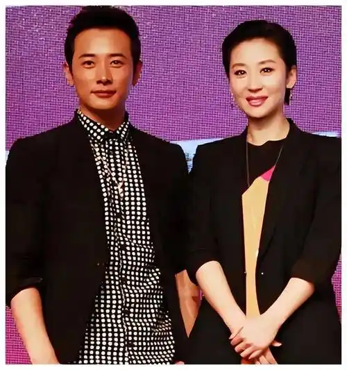 演员苗圃因父亲病重与罗晋无奈分手后嫁富豪生下龙凤胎很幸福