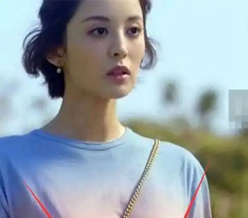 盘点娱乐圈十大激凸女明星古力娜扎多次不穿内衣凸点走光