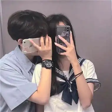 一眼不会忘掉的真人甜美情侣头像又来啦,好看的又很甜蜜的空间幸福的