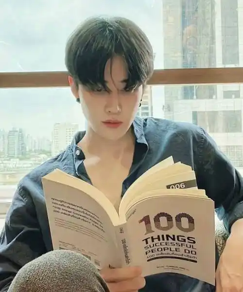 刘昊然"野性"中分短碎发_头发_生活_发型