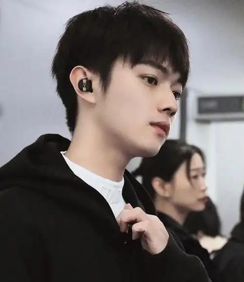 许凯  如此乖巧可爱的#许凯soso