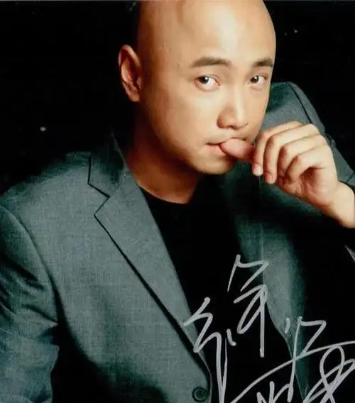 徐峥累计83亿票房影帝中国首个10亿票房导演投资成资本大鳄