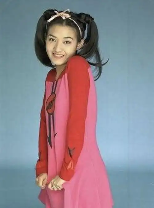 小时候最喜欢的范晓萱,感觉她当时的娱乐圈地位比大小_圈子-新氧美容