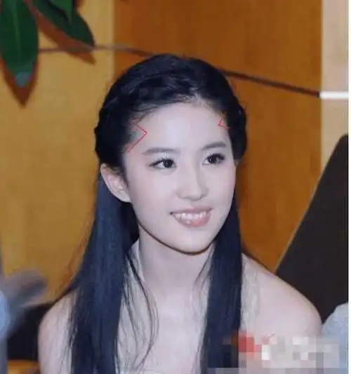 看完这几位发际线很高的女明星照片你就明白为何网友只服刘亦菲