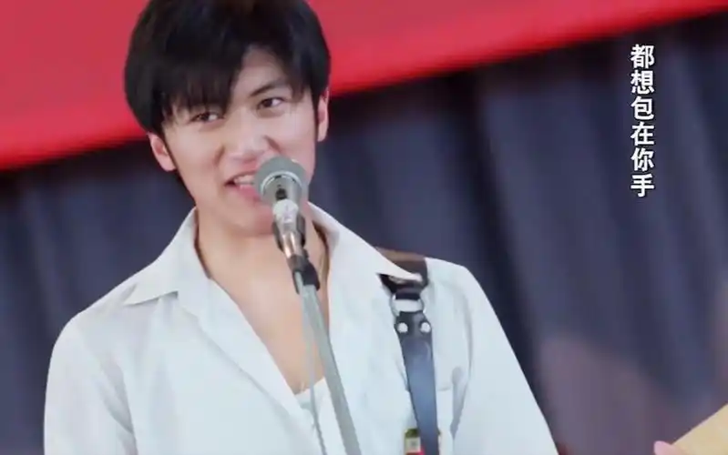 80后的偶像18岁的谢霆锋你还记得吗