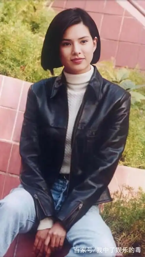 "小龙女"李若彤旧照,真是惊为天人啊