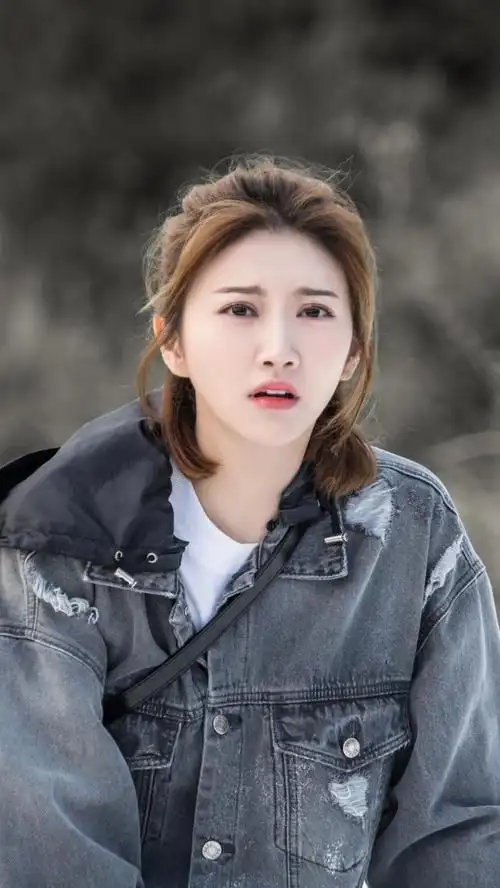 景甜新剧《一场遇见爱情的旅行》剧照壁纸