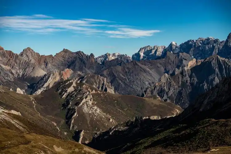 甘南迭部扎尕那迭山措美峰徒步