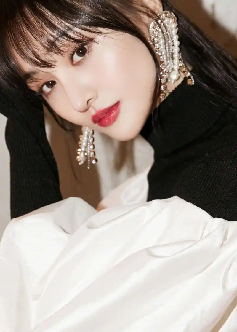 郑爽灵动可人写真图片27