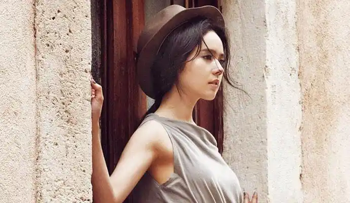 韩佳人延政勋表面恩爱 韩佳人爱延政勋吗