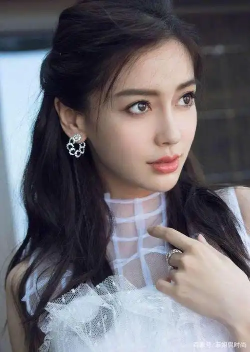 火遍全球的混血明星,有angelababy,张柏芝,最后一位鲜为人知!