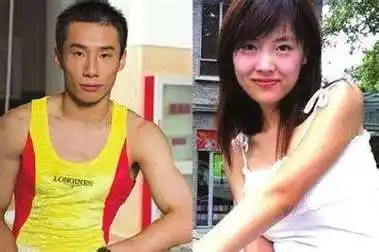 王媞出生于大连的一个普通家庭,父亲是个体机的工程